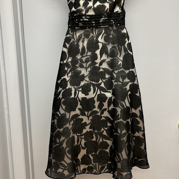 NWT Ann Taylor Halter Fit and Flare Midi Dress - Picture 6 of 10